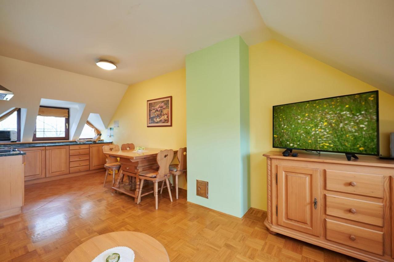 Eco Tourist Farm Ravnjak Slovenj Gradec Bagian luar foto
