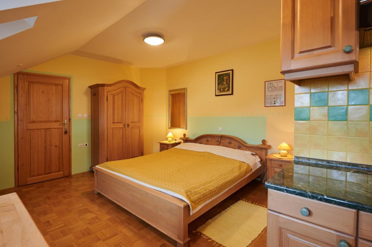 Eco Tourist Farm Ravnjak Slovenj Gradec Bagian luar foto